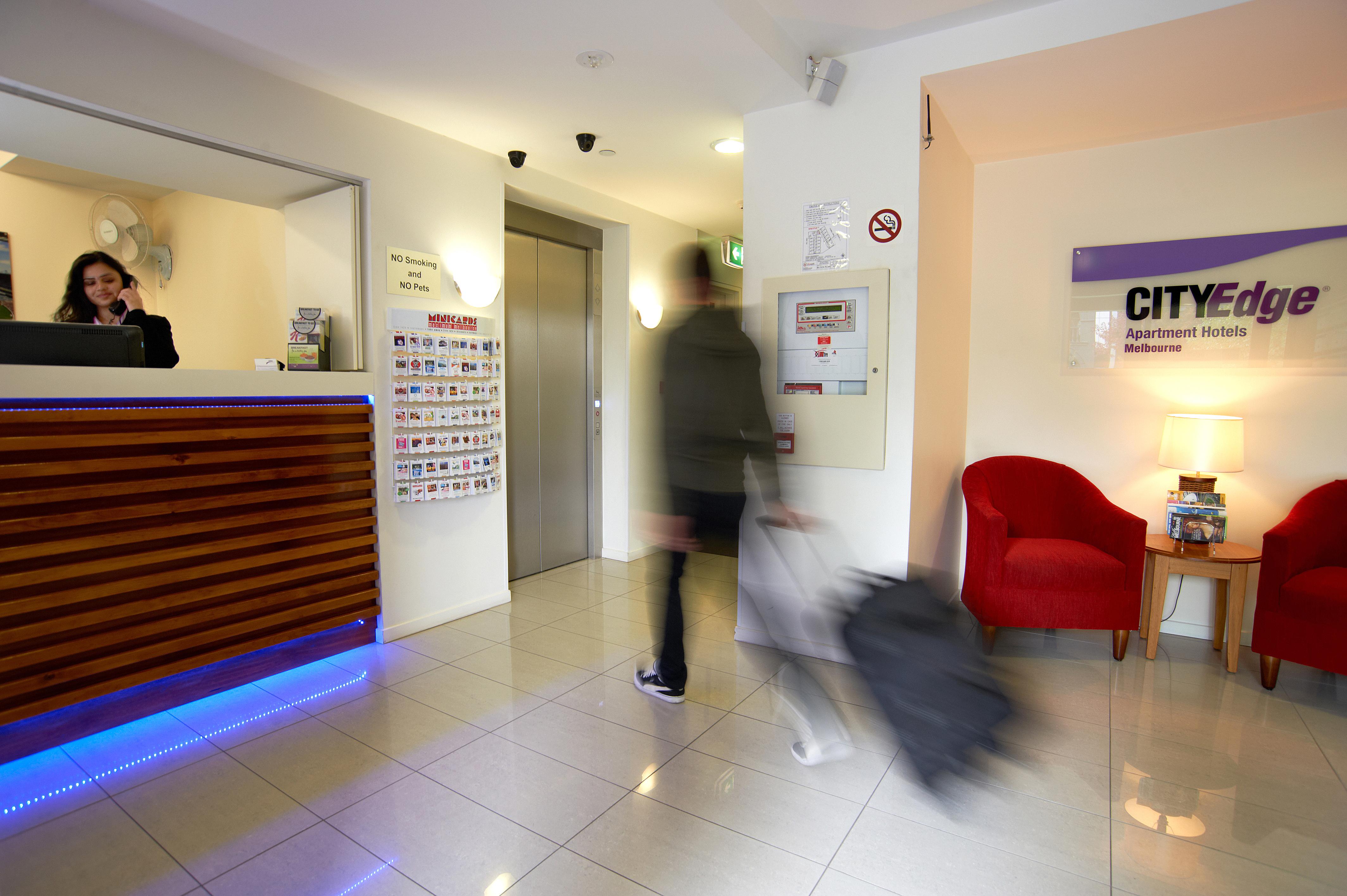 City Edge North Melbourne Apartment Hotel Luaran gambar