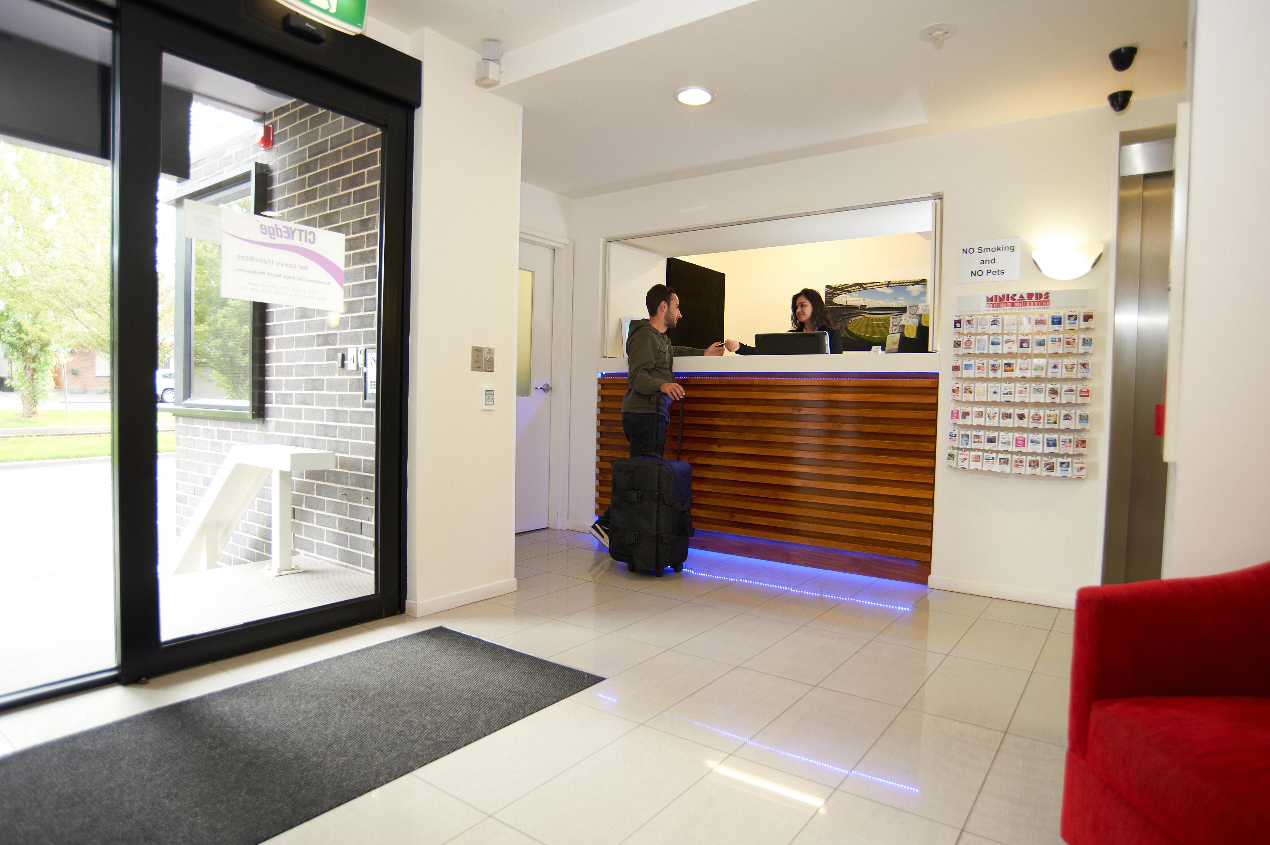 City Edge North Melbourne Apartment Hotel Luaran gambar